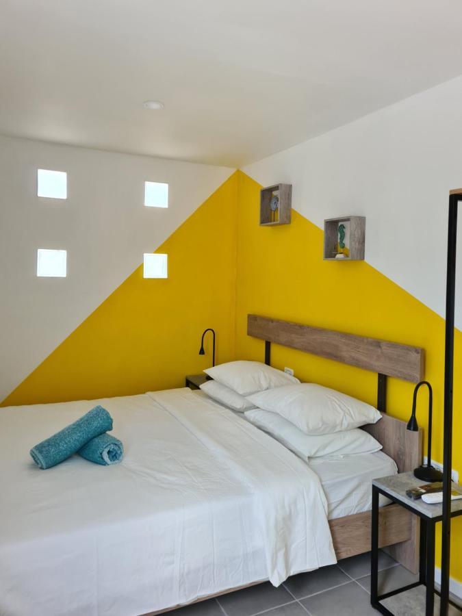 Greco Paradise Suites - Adult Only เนอา สกีโอนี ภายนอก รูปภาพ