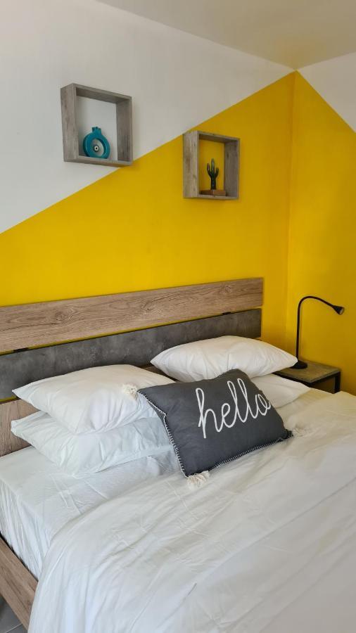 Greco Paradise Suites - Adult Only เนอา สกีโอนี ภายนอก รูปภาพ